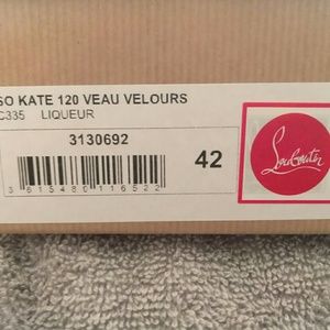 So Kate Mustard colored Suede pumps